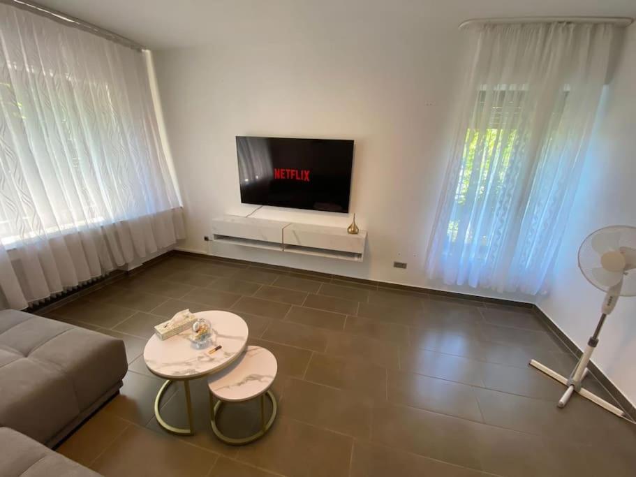 Ferien-Villa Direkt Am Rhein Sauna/Whirlpool Gotterswickerhamm Exterior photo