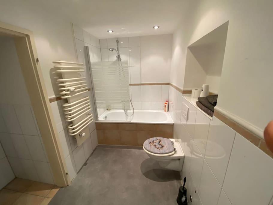 Ferien-Villa Direkt Am Rhein Sauna/Whirlpool Gotterswickerhamm Exterior photo