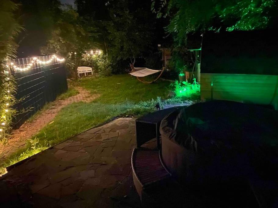 Ferien-Villa Direkt Am Rhein Sauna/Whirlpool Gotterswickerhamm Exterior photo